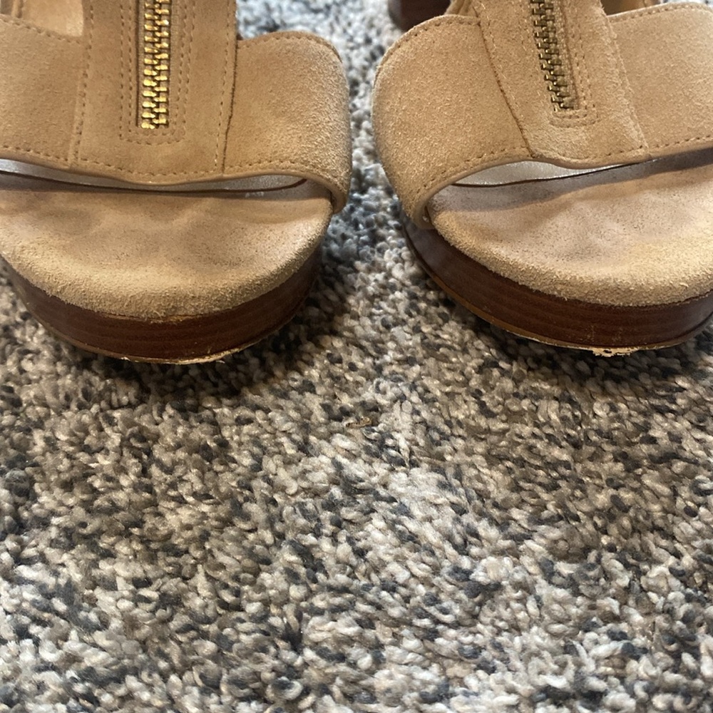 Michael Kors Tan Zip Up Chunky Heels size 7.5 - Picture 3 of 6